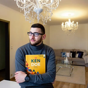 Leerkracht YassineSenhadji BRUZZ ACTUA 1651